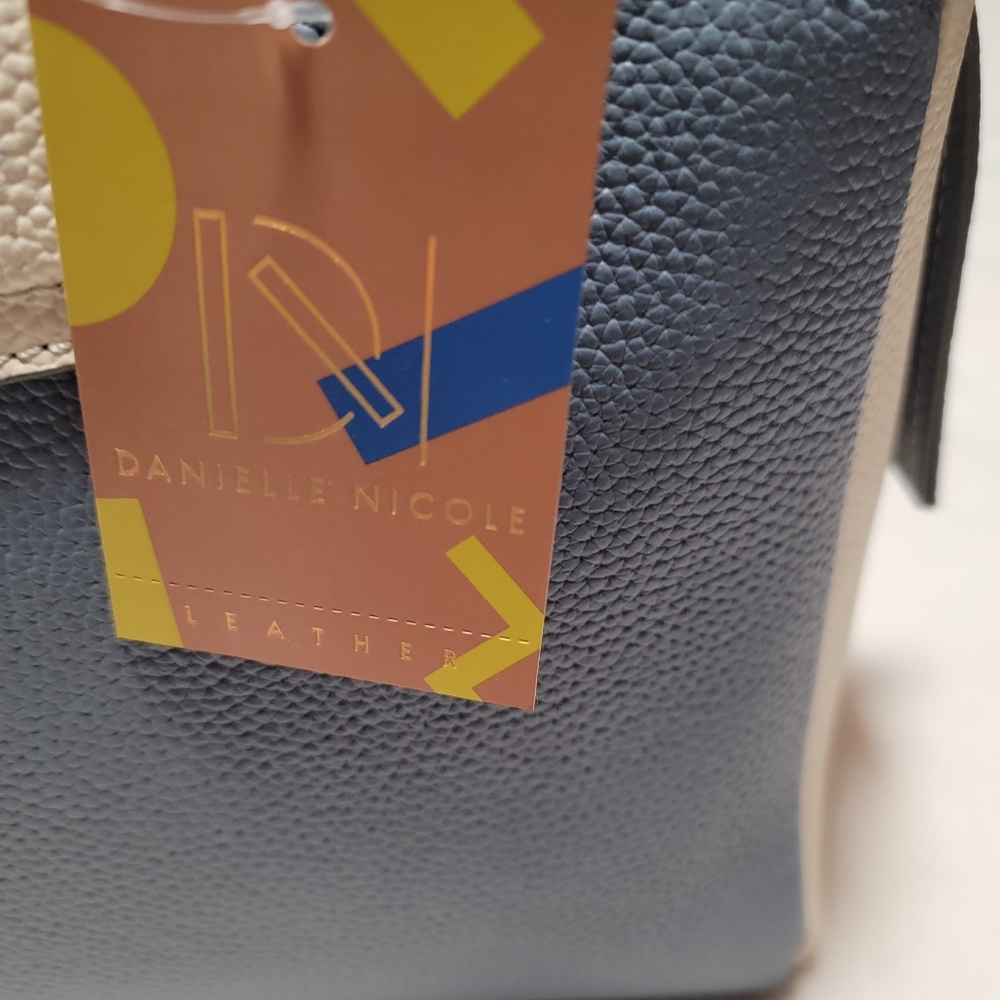 Leather satchel bag - Picture 9 of 12